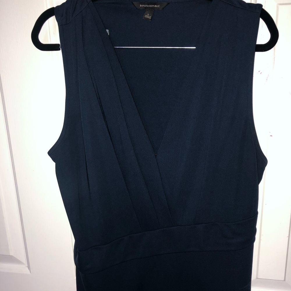 Banana Republic blouse in navy.